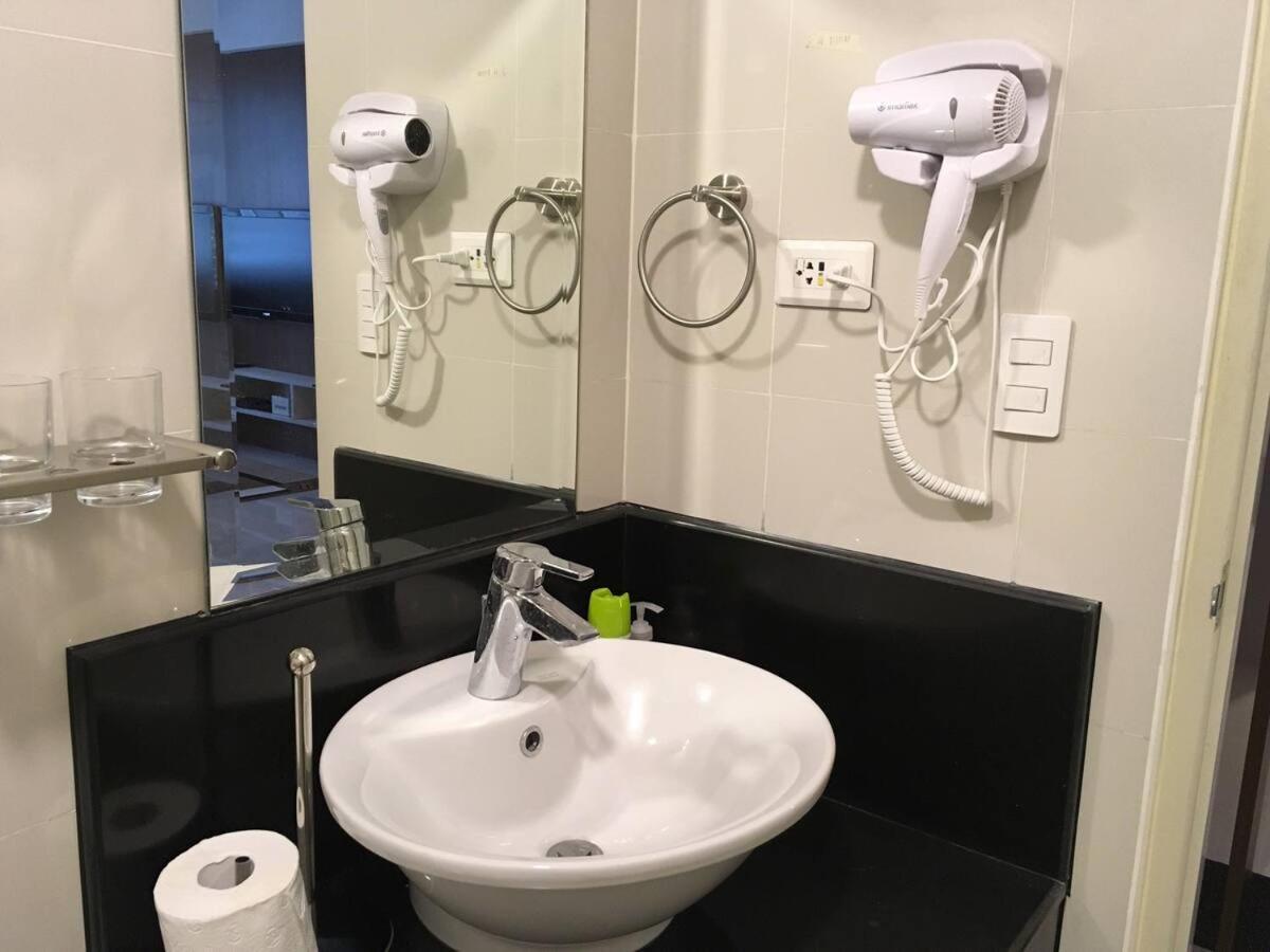 2 Bedroom Condo Apartment Near Naia 3 Pasay City Manille Extérieur photo