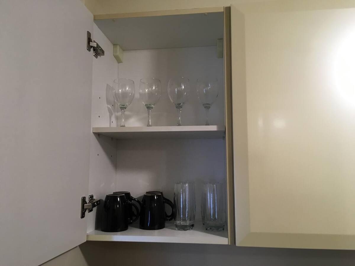2 Bedroom Condo Apartment Near Naia 3 Pasay City Manille Extérieur photo